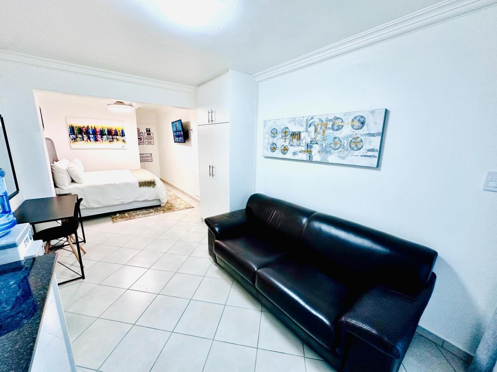 Hotel Vibes Cape Town Plattekloof Ruang foto